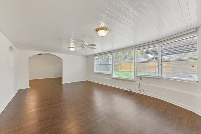 Building Photo - 10515 Eddystone Dr