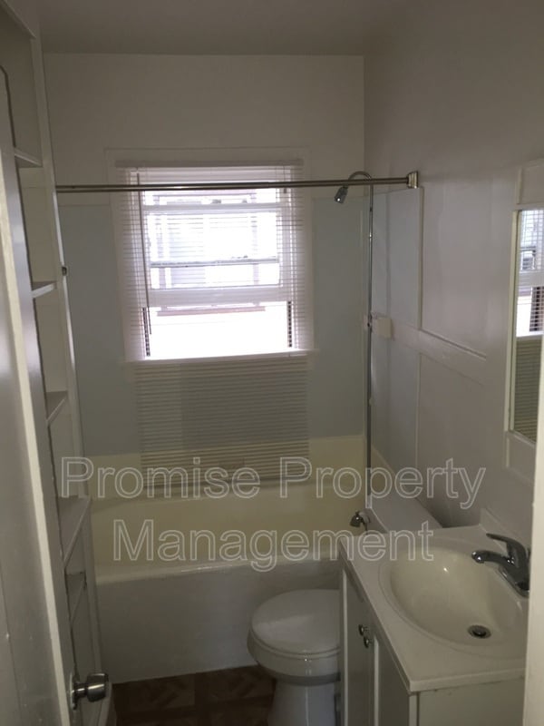 Building Photo - 606 Surfrider Way