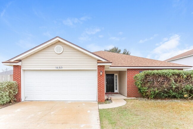 Building Photo - 1453 Seawolf Trail N