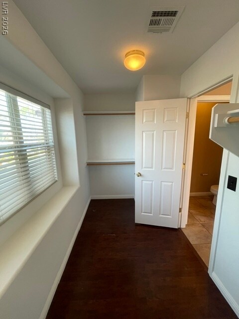 Building Photo - 5645 Breckenridge St