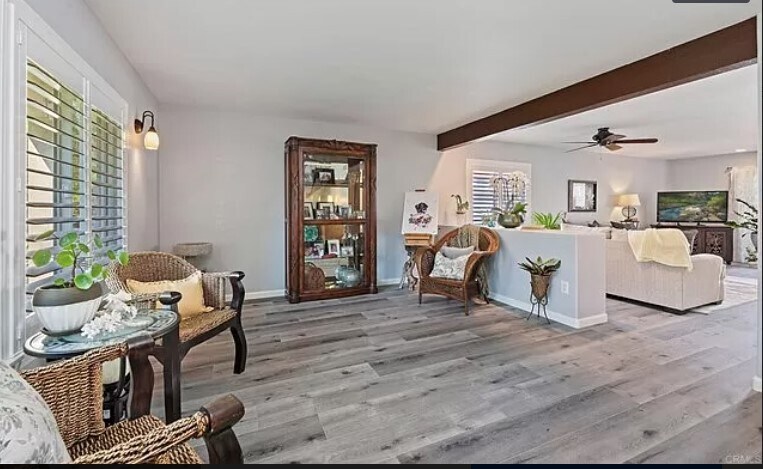 living rm - 3201 Via Pescado