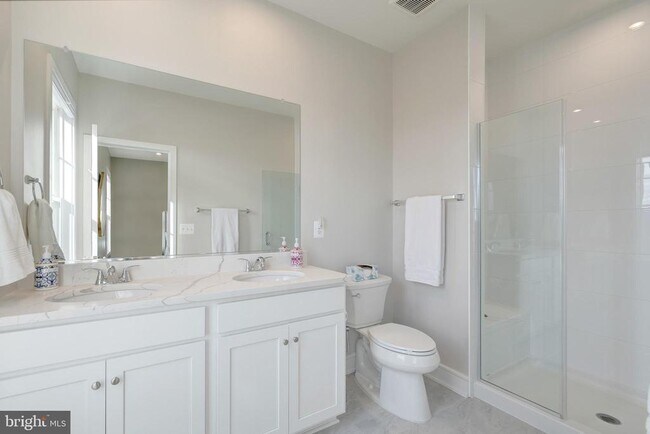 Building Photo - 105 Checkerspot Wy