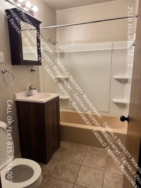 Building Photo - 2510 Holmes St