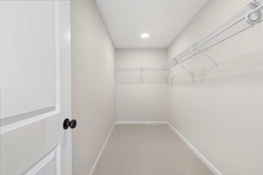 Building Photo - 3468 Knightsbridge Trl N