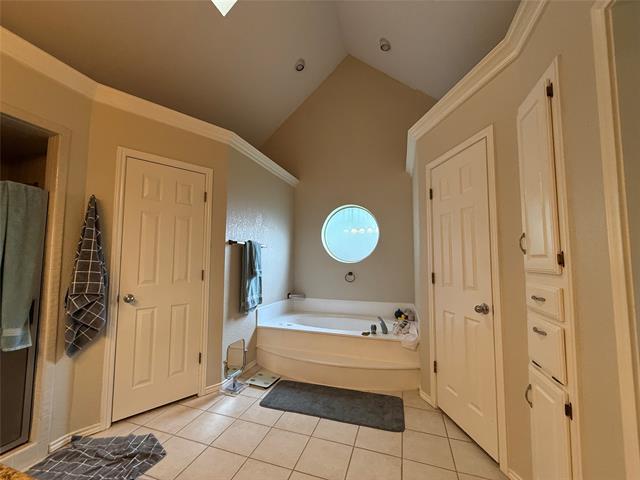 Building Photo - 500 Evergreen Dr