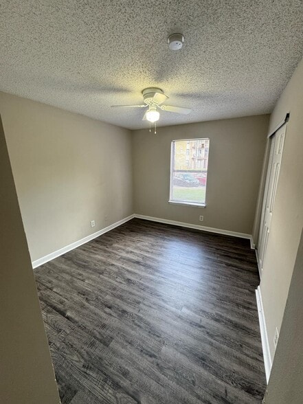 Building Photo - 4601 Packard Dr