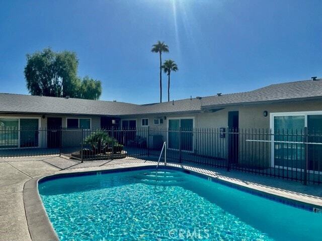 Building Photo - 686 E Cottonwood Rd