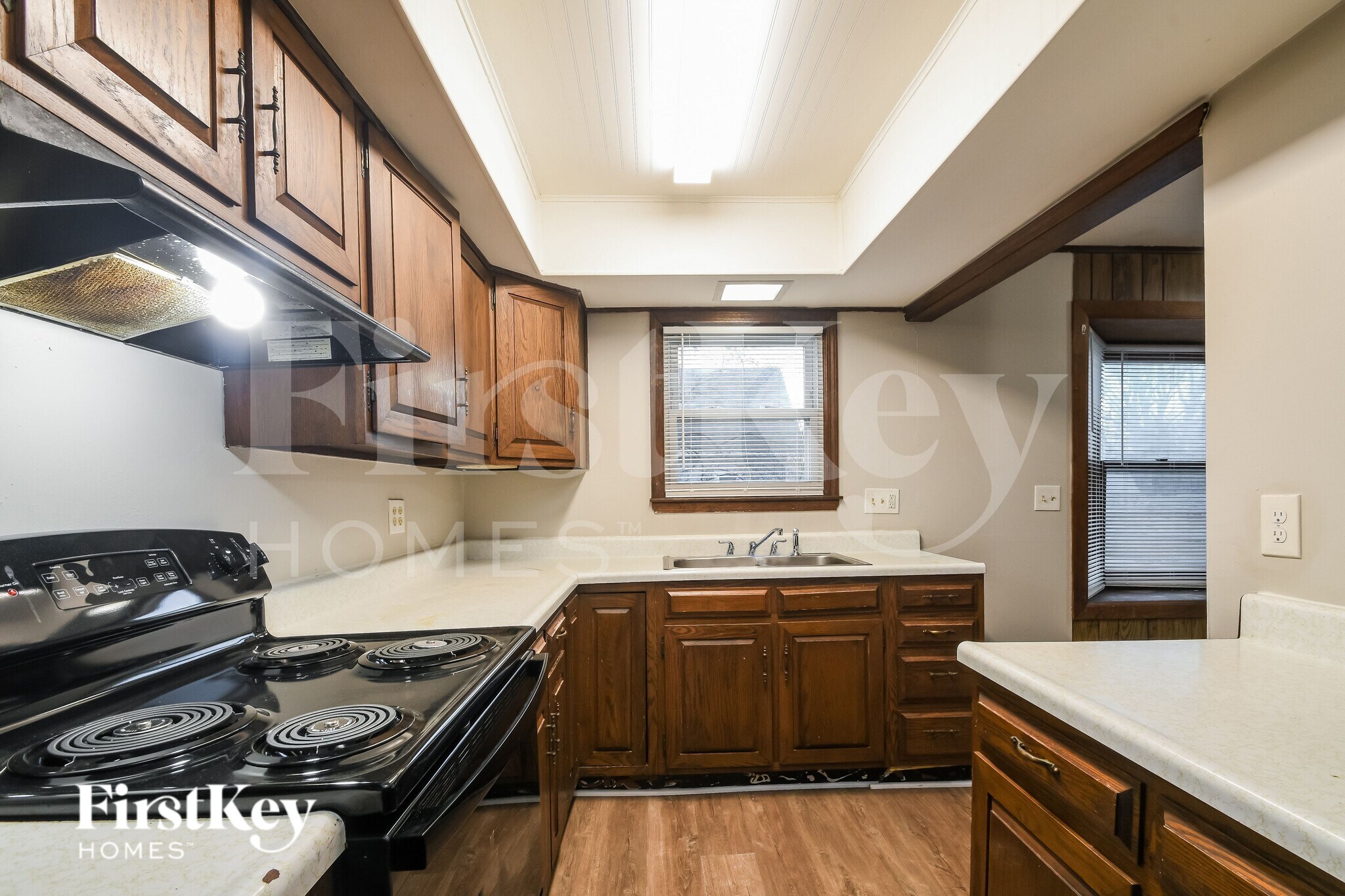 Building Photo - 7702 E 46th St