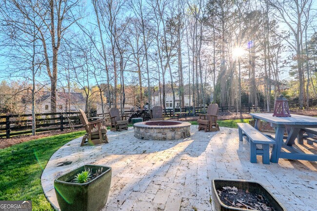 Building Photo - 203 Davis Mill Road