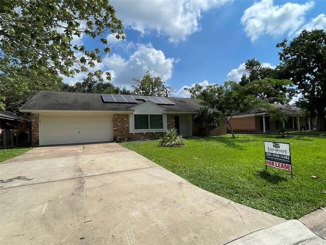 Primary Photo - 8814 Birdwood Rd