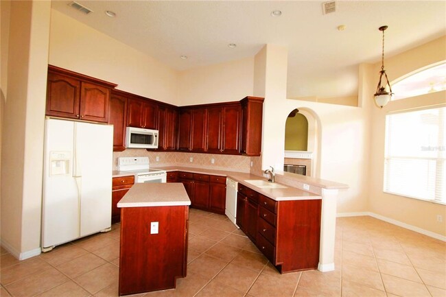 Building Photo - 824 Blairmont Ln