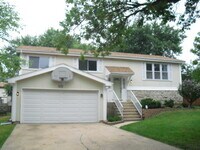 Building Photo - 253 Windsor Dr