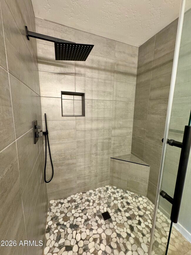 Building Photo - 14000 N 94th St