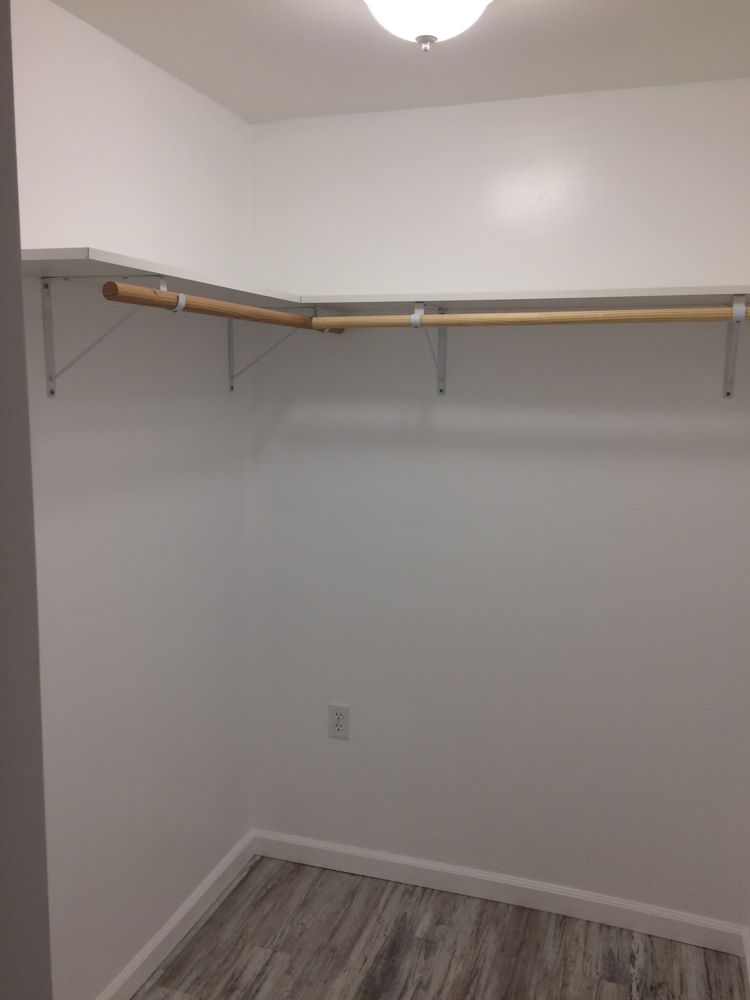 Building Photo - 7700 Devon Ct