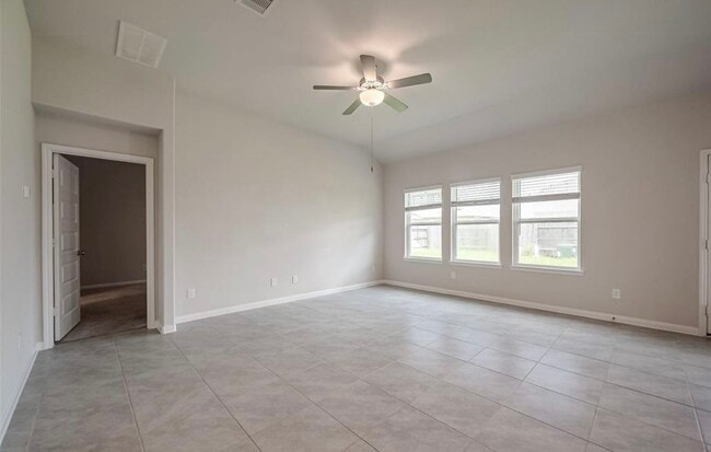 Building Photo - 1123 Vine House Dr