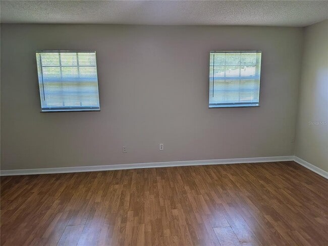 Building Photo - 614 W Fort Dade Ave