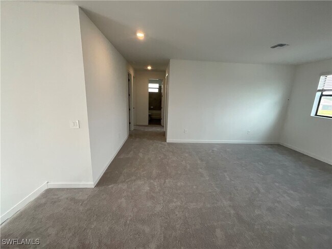 Building Photo - 10755 Timber Creek Dr
