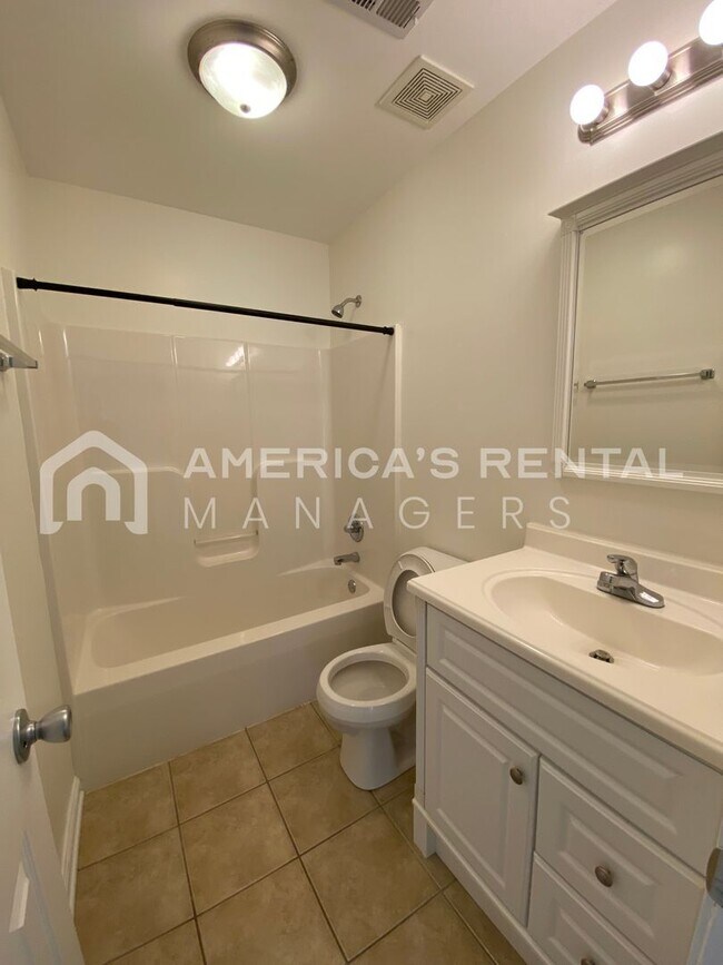 Building Photo - Home For Rent In McCalla, AL!! AVAILABLE NOW!!