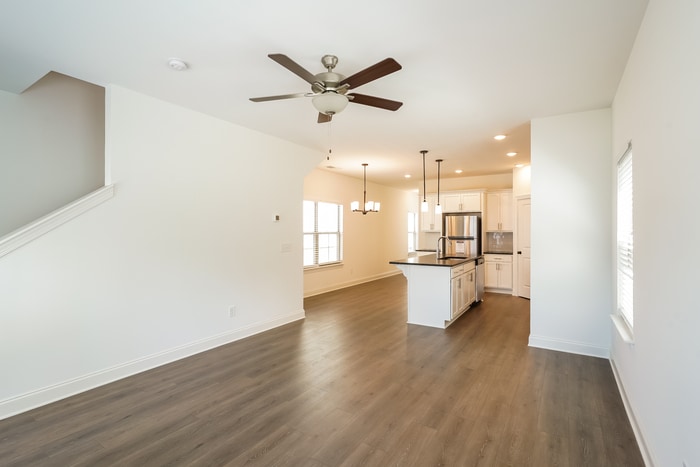 Building Photo - 308 B Lake St