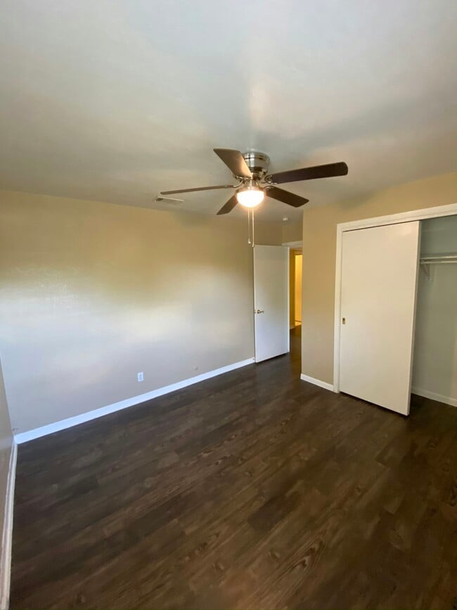 Building Photo - 401 Philco Dr