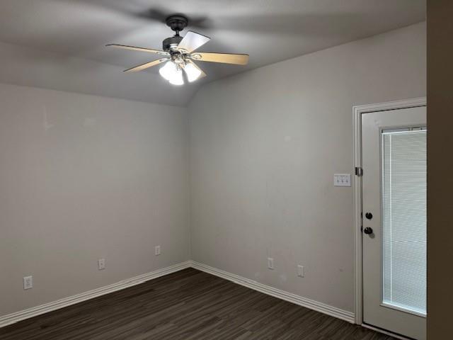 Building Photo - 106 Royal Crest Ct