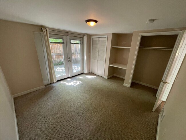 Building Photo - One Bedroom Apartment, Salt Lake City, $13...
