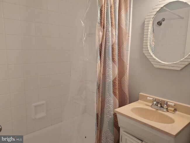 Building Photo - 7336 Lee Hwy