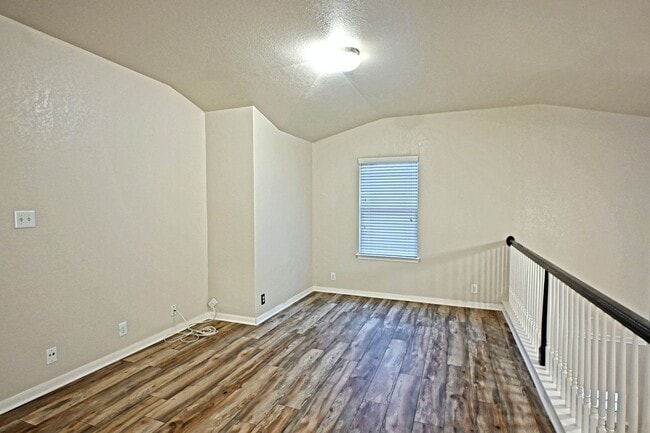 Building Photo - 934 Avery Pkwy