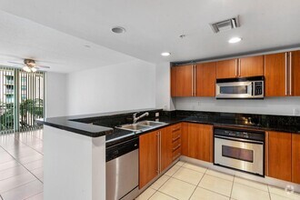Building Photo - 610 Clematis St