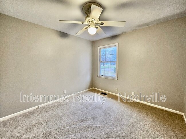Building Photo - 8124 Devens Dr