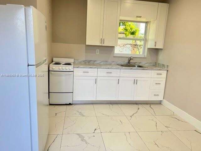 Building Photo - 922 NW 2nd St