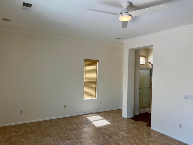 Building Photo - 728 Mira Grande