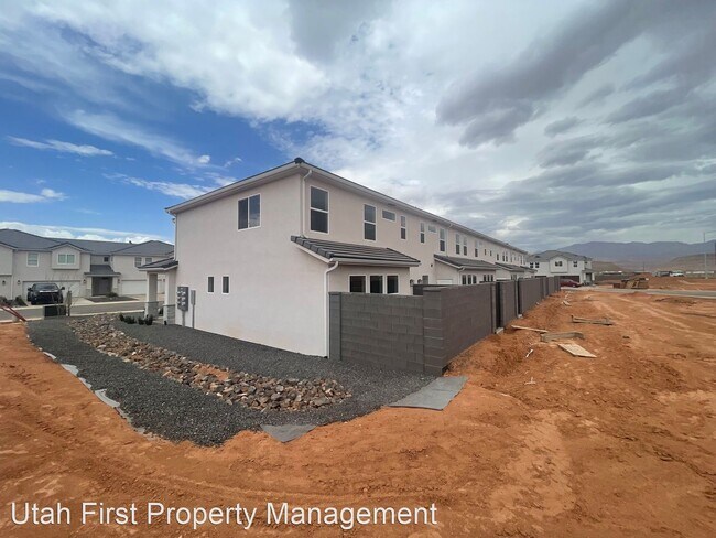 Building Photo - 3 br, 2.5 bath House - 3861 S Mustang Vall...