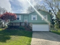 Building Photo - 23545 Valley Starr Dr