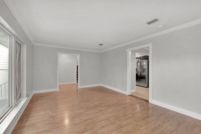 Building Photo - 20 Dogwood Ln
