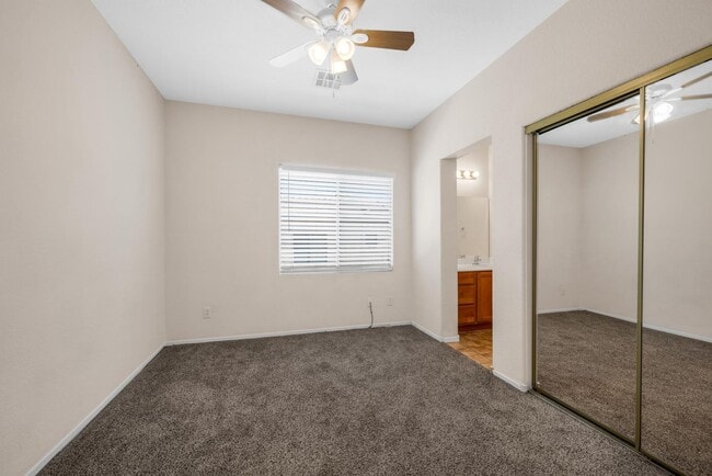 Building Photo - Nice Two Story Home with fenced yard and pet friendly owners.