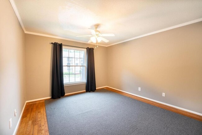 Building Photo - 1745 Jack Warner Pkwy