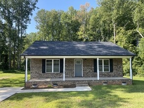 Building Photo - Single Family Residence, Ranch - Maiden, NC