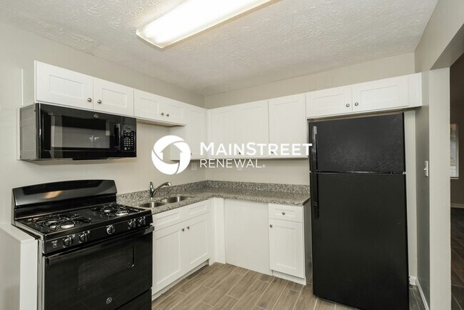 Building Photo - 4 Bedroom Pet-Friendly Home in ATLANTA, GA...