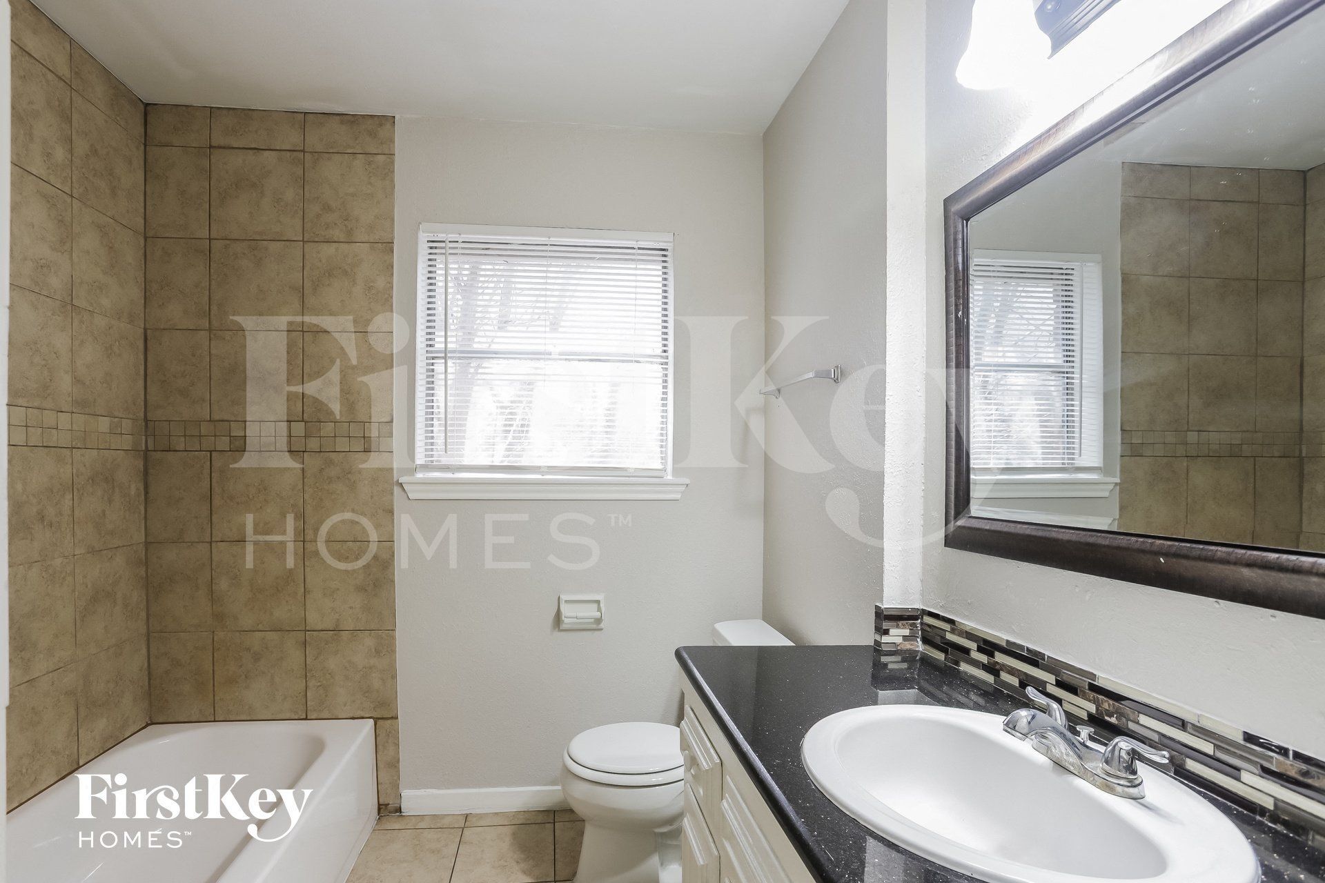 Building Photo - 12115 Hillcroft St