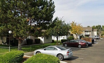 Building Photo - 1181 Grandridge Rd