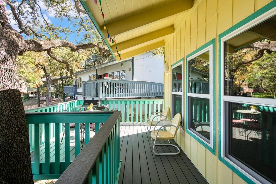 Building Photo - 2307A Trailside Dr
