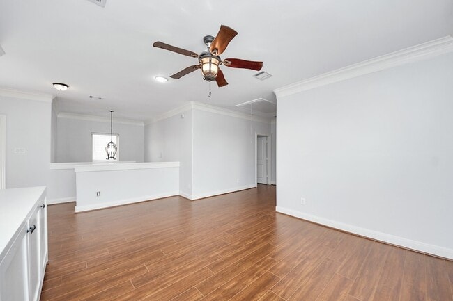 Building Photo - 11045 Upland Forest Dr