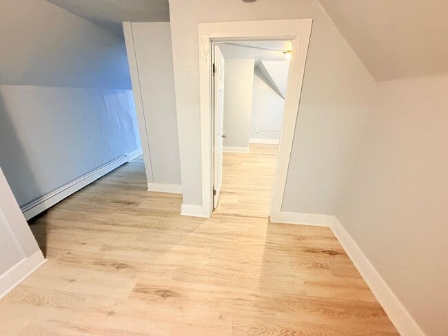 Building Photo - 39 Farren Ave