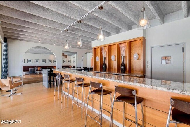 Building Photo - 4750 N Central Ave