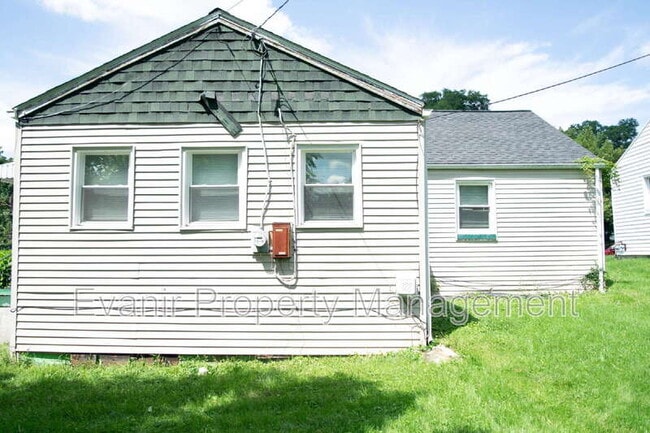 Building Photo - 509 E 3rd St