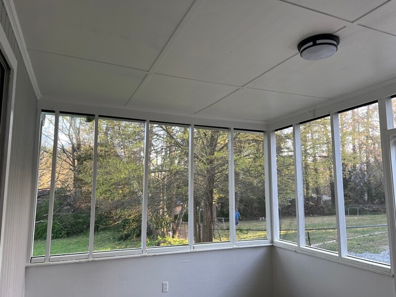 Building Photo - 5848 Lanier Blvd