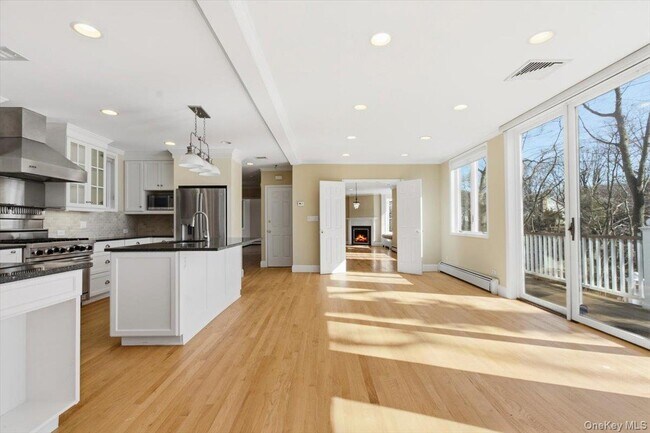 Building Photo - 27 Harbor Terrace Dr