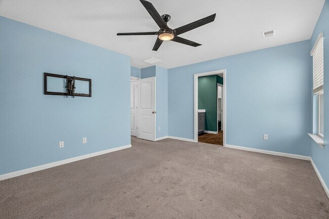 Building Photo - 123 Sweet Cherry Ln