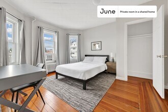 Building Photo - Room in Shared 3 bed/1 bath home in Somerville